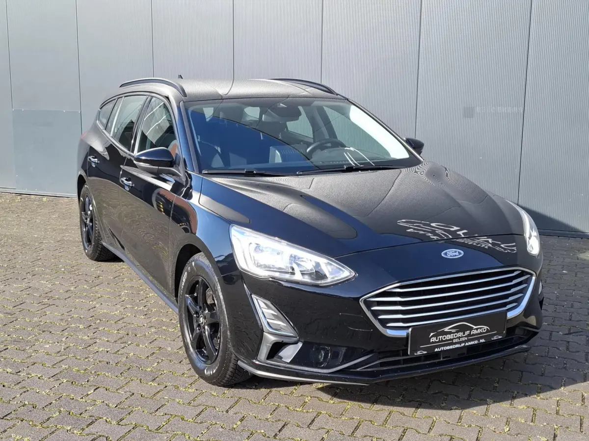 1.0 EcoBoost Trend Edition / CARPLAY / MAPS / ENZ.