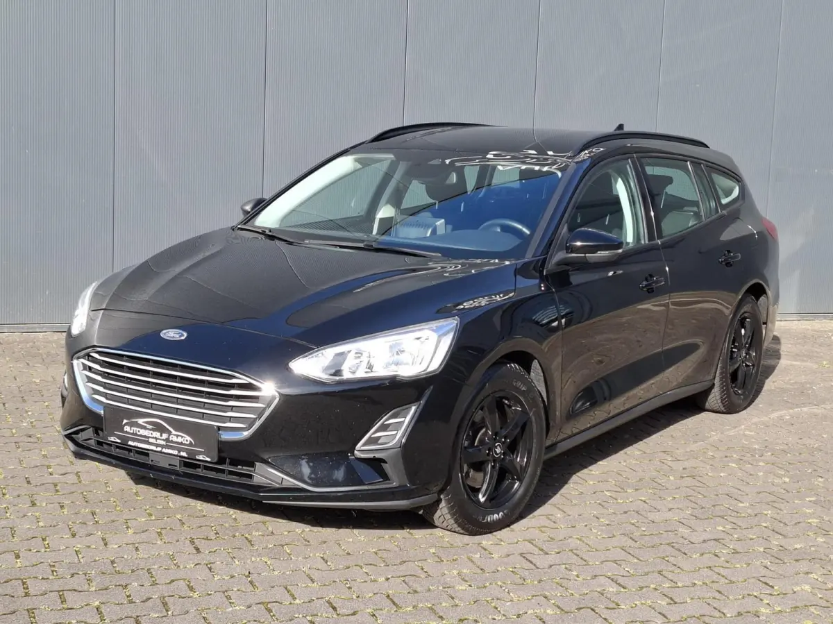 1.0 EcoBoost Trend Edition / CARPLAY / MAPS / ENZ.