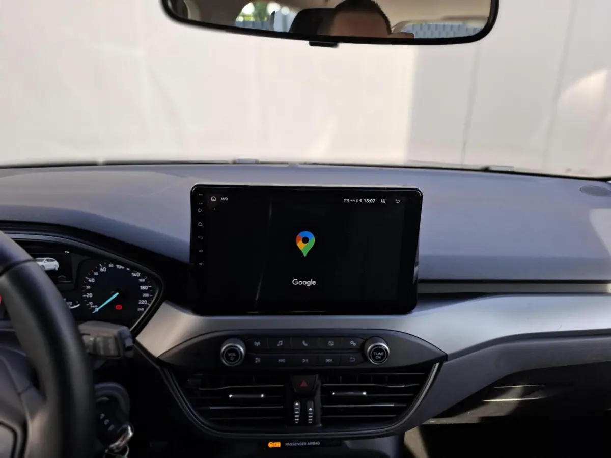 1.0 EcoBoost Trend Edition / CARPLAY / MAPS / ENZ.