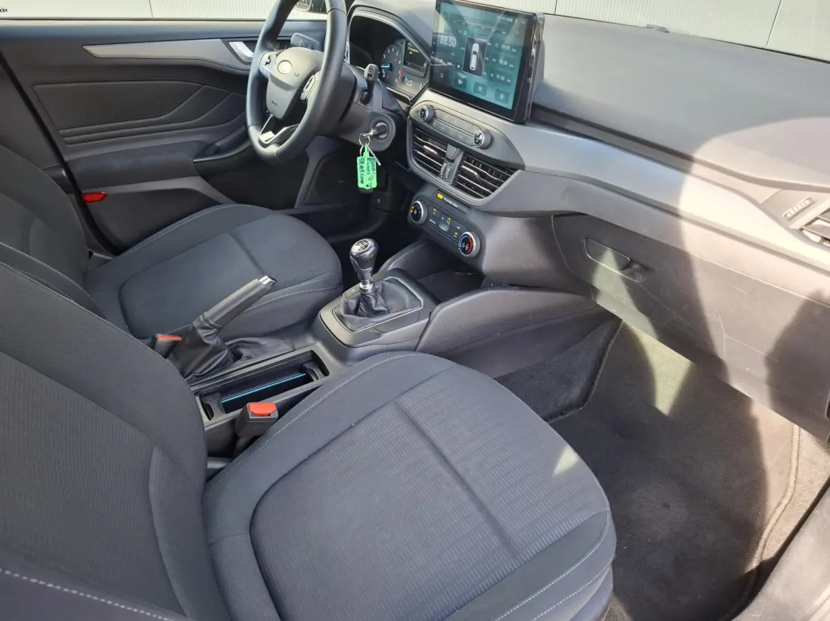 1.0 EcoBoost Trend Edition / CARPLAY / MAPS / ENZ.