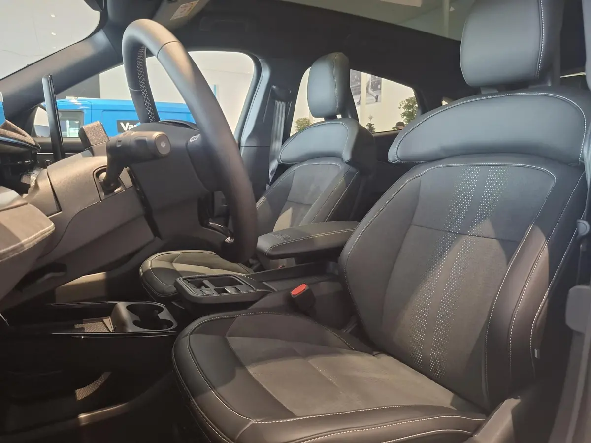 GT Extended AWD 91 kWh | FORD PERFORMANCE SPORTSTOELEN | MAGNERIDE ADAPTIEVE SCHOKDEMPERS | GT-BADGING | 20-INCH LM VELGEN BRUSHED METAL | PANORAMADAK |