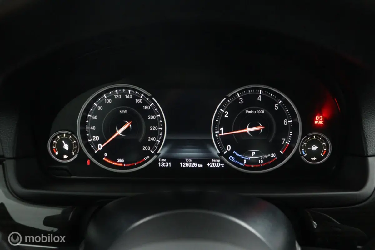 520i Luxury Edition 184 PK | M-Sport | Pano-Dak | elek. Stoelen | Stoelverwarming | Bruin leder | Stoelverwarming