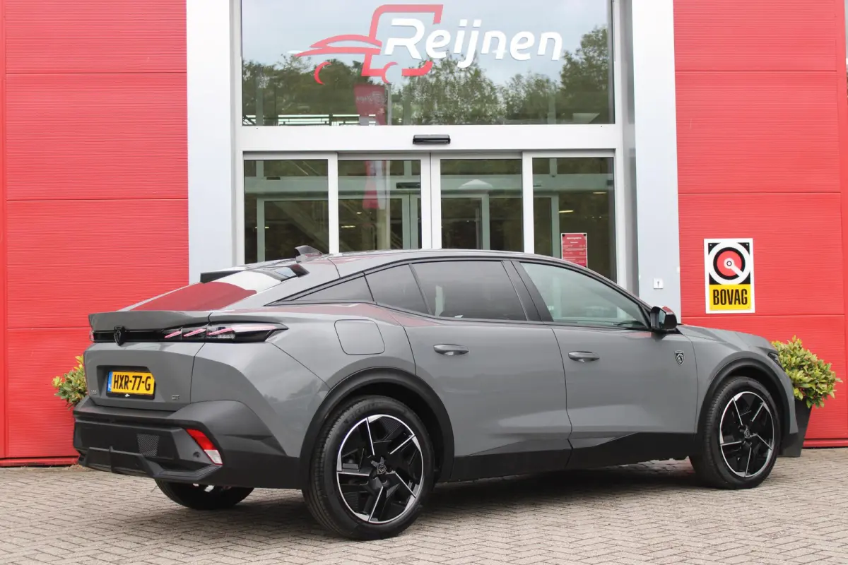 1.2 Hybrid 145PK AUTOMAAT GT | 360° CAMERA | DODEHOEK DETECTIE | KEYLESS ENTRY/START | ADAPTIVE CRUISE CONTROL | NAVIGATIE | DRAADLOZE APPLE CARPLAY/ANDROID AUTO | PARKEERSENSOREN VOOR + AC