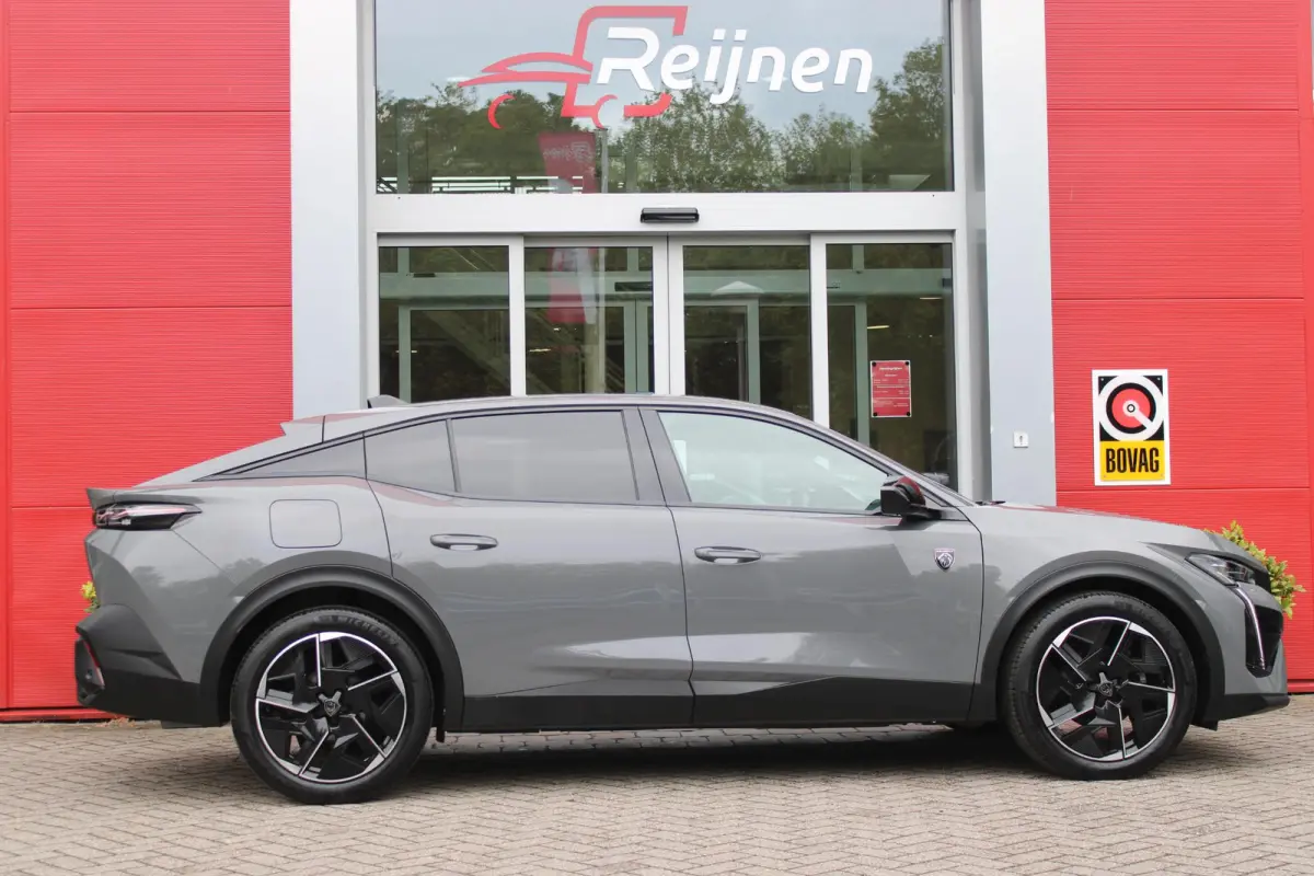1.2 Hybrid 145PK AUTOMAAT GT | 360° CAMERA | DODEHOEK DETECTIE | KEYLESS ENTRY/START | ADAPTIVE CRUISE CONTROL | NAVIGATIE | DRAADLOZE APPLE CARPLAY/ANDROID AUTO | PARKEERSENSOREN VOOR + AC