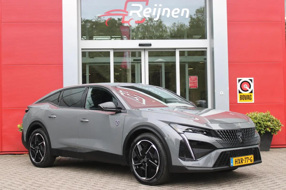 1.2 Hybrid 145PK AUTOMAAT GT | 360° CAMERA | DODEHOEK DETECTIE | KEYLESS ENTRY/START | ADAPTIVE CRUISE CONTROL | NAVIGATIE | DRAADLOZE APPLE CARPLAY/ANDROID AUTO | PARKEERSENSOREN VOOR + AC