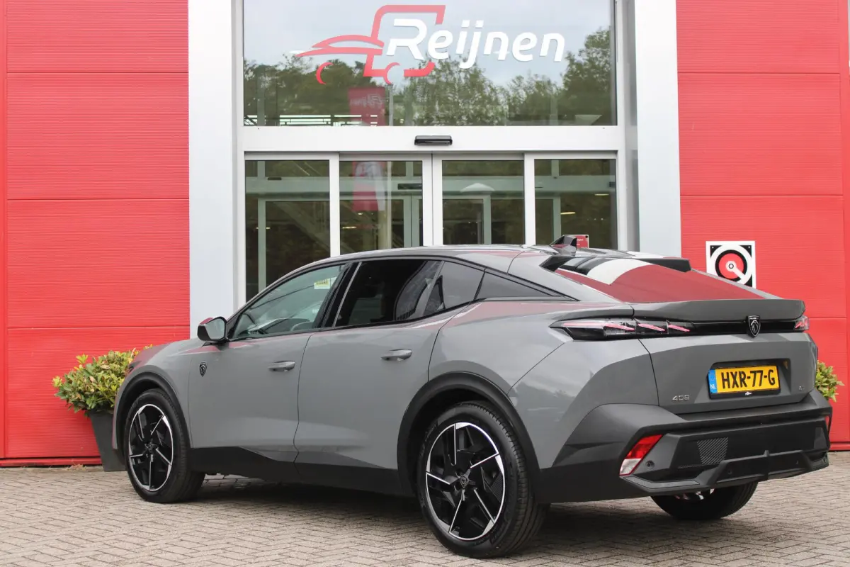 1.2 Hybrid 145PK AUTOMAAT GT | 360° CAMERA | DODEHOEK DETECTIE | KEYLESS ENTRY/START | ADAPTIVE CRUISE CONTROL | NAVIGATIE | DRAADLOZE APPLE CARPLAY/ANDROID AUTO | PARKEERSENSOREN VOOR + AC