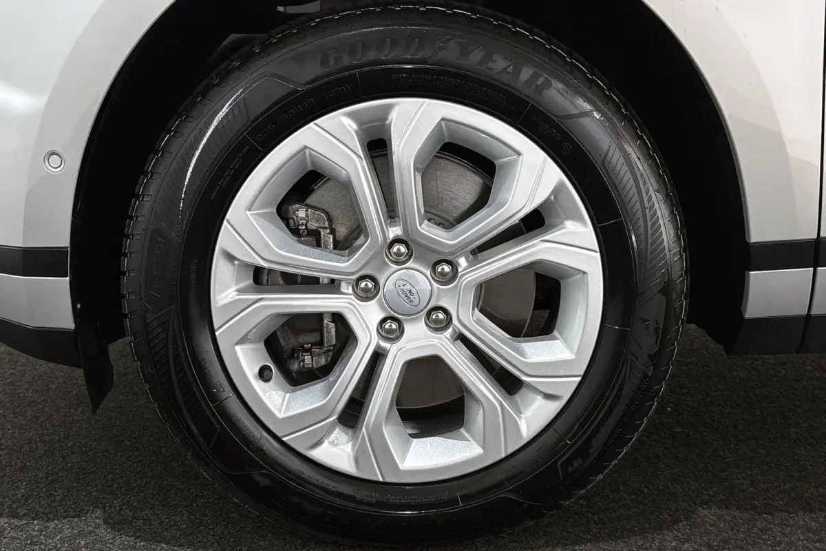 1.5 P300e AWD S Stoelverwarming Navigatie Achteruitrijcamera