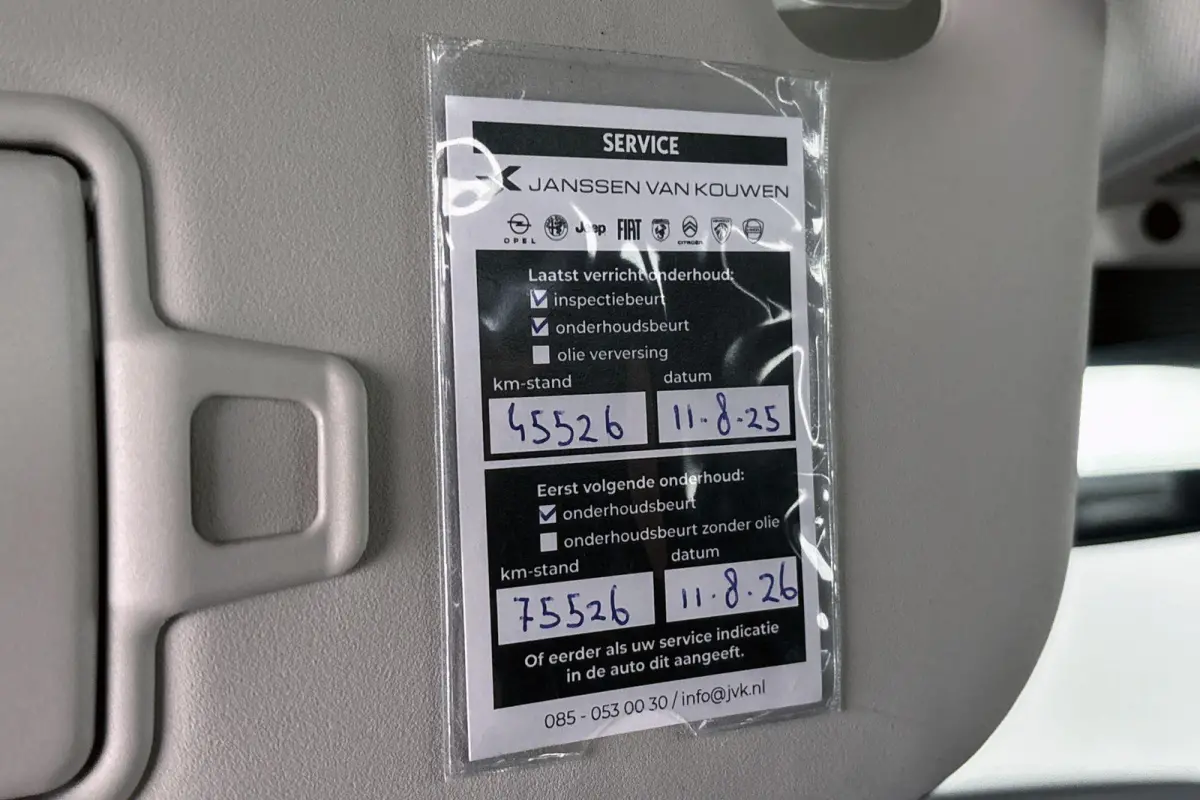 1.5 P300e AWD S Stoelverwarming Navigatie Achteruitrijcamera