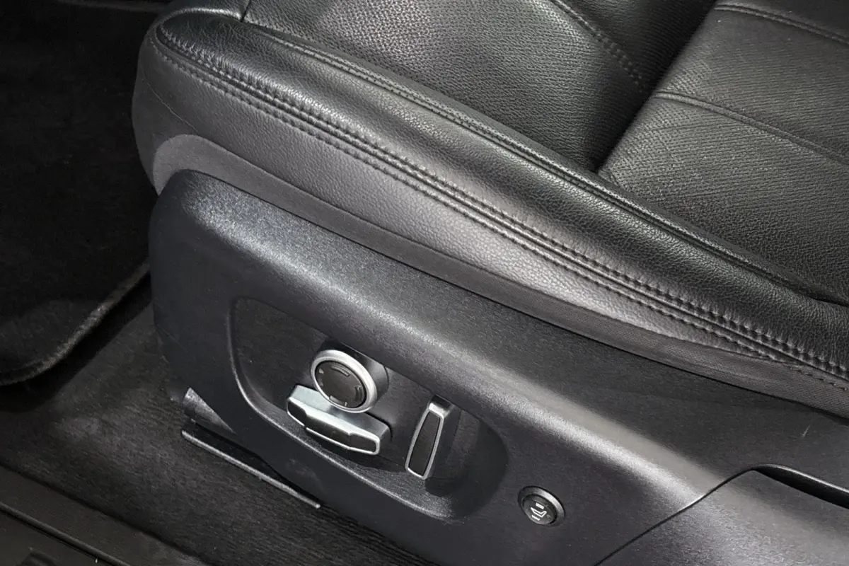 1.5 P300e AWD S Stoelverwarming Navigatie Achteruitrijcamera