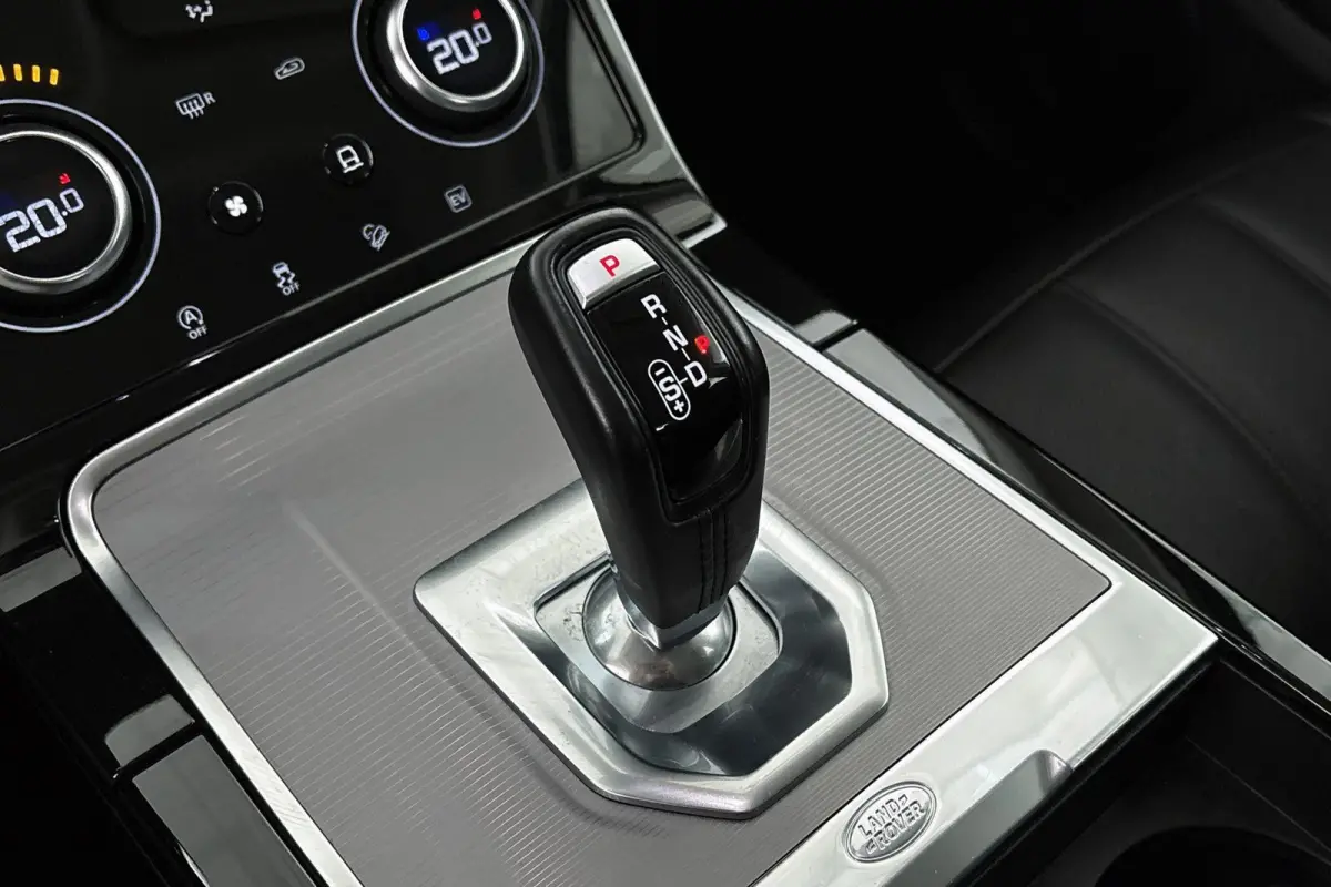 1.5 P300e AWD S Stoelverwarming Navigatie Achteruitrijcamera