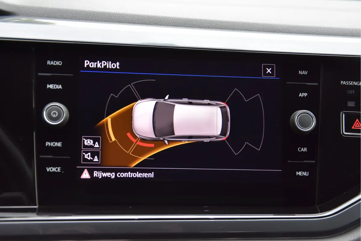 1.0 TSI 2X R-Line Highline VOL!! Business-R NAP 1e eigenaar