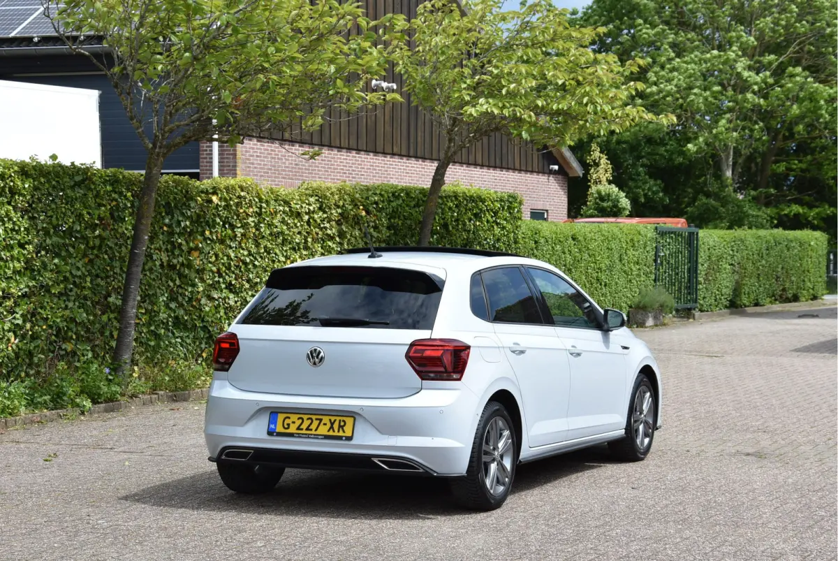 1.0 TSI 2X R-Line Highline VOL!! Business-R NAP 1e eigenaar