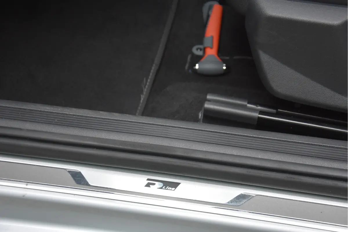 1.0 TSI 2X R-Line Highline VOL!! Business-R NAP 1e eigenaar