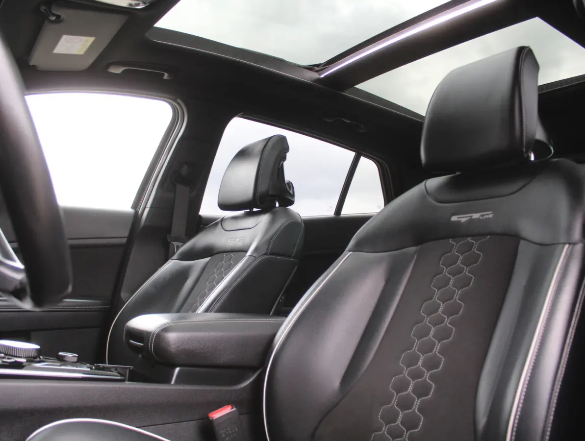 1.6 T-GDi Hybrid GT-Line CLIMATE | STOEL/STUURVERW | ELECSTOELVERST | CARPLAY | PANODAK | AFNBTRHAAK | LEDER | DAB | CAMERA | ADAPCRUISE | LED