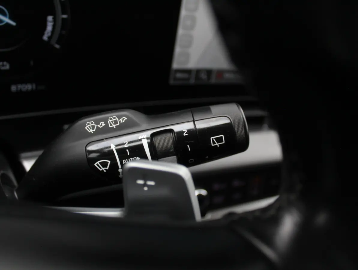 1.6 T-GDi Hybrid GT-Line CLIMATE | STOEL/STUURVERW | ELECSTOELVERST | CARPLAY | PANODAK | AFNBTRHAAK | LEDER | DAB | CAMERA | ADAPCRUISE | LED
