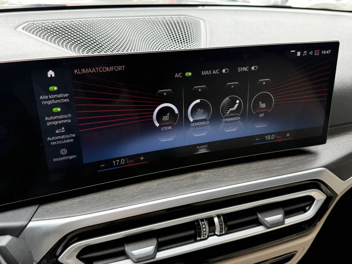 330e | M-pakket | Facelift | Lederen sportstoelen | Harman/Kardon | Sfeerverlichting | Full LED