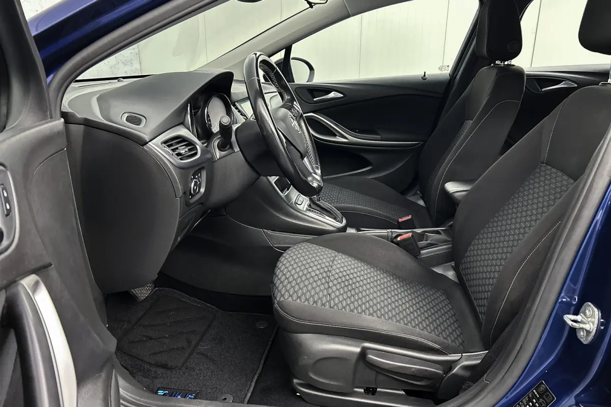 1.4 Edition | Trekhaak | Apple Carplay | Navigatie | LED koplampen