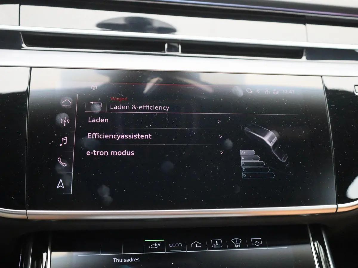 60 TFSI e quattro | PANORAMADAK | SOFTCLOSE | HEAD-UP | STOELKOELING & VERWARMING | MEMORY | B&O | S LINE IN & EXTERIEUR | VIRTUEEL | 360 CAMERA | LEDER | LED MATRIX | 12 MAANDEN BOVAG GARAN
