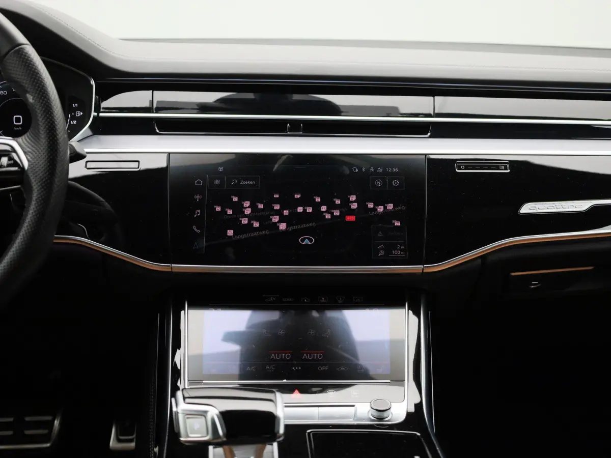 60 TFSI e quattro | PANORAMADAK | SOFTCLOSE | HEAD-UP | STOELKOELING & VERWARMING | MEMORY | B&O | S LINE IN & EXTERIEUR | VIRTUEEL | 360 CAMERA | LEDER | LED MATRIX | 12 MAANDEN BOVAG GARAN