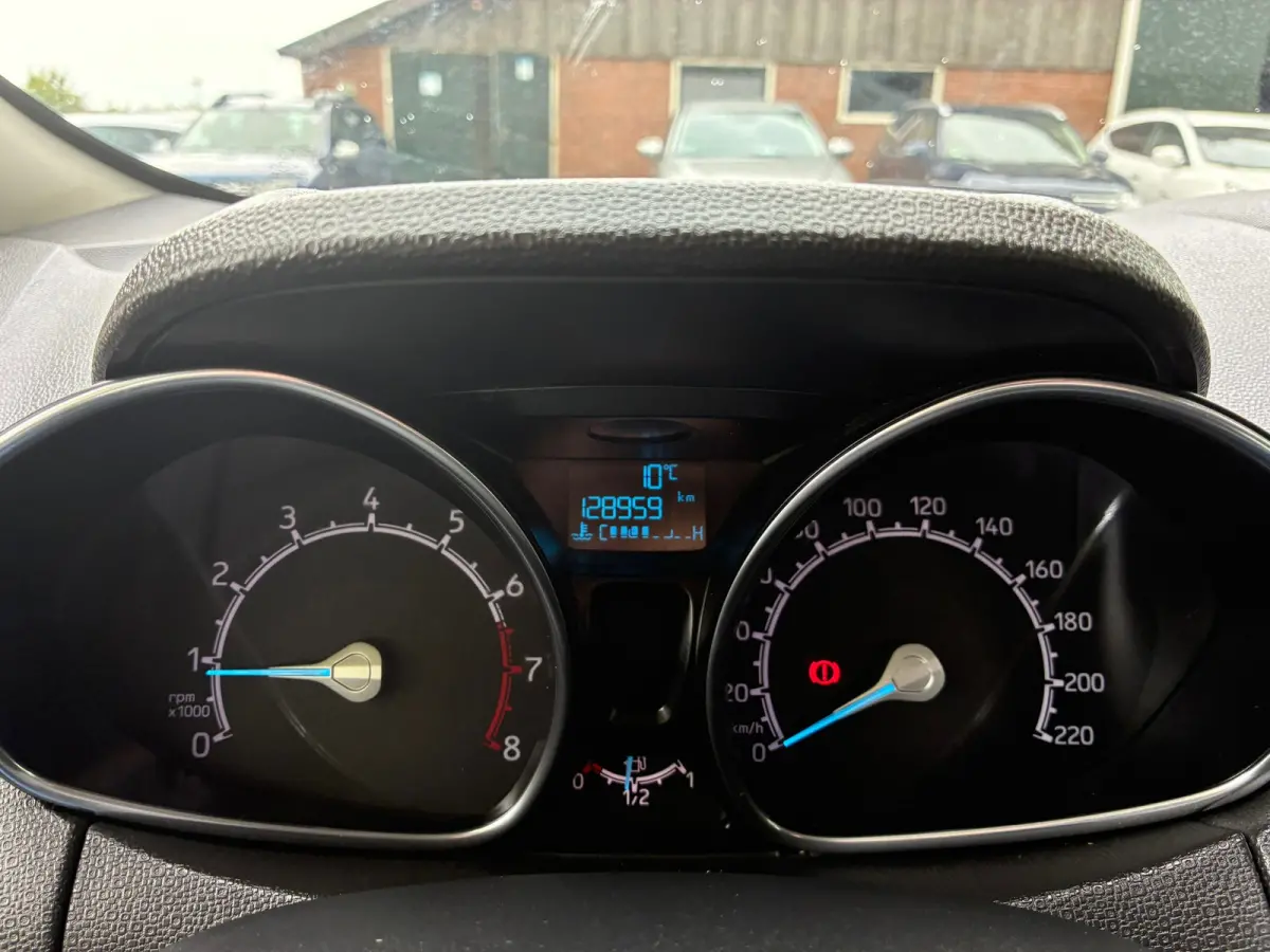 1.0 EcoBoost Titanium | Leder + Clima + Cruise nu €7.975,-!!