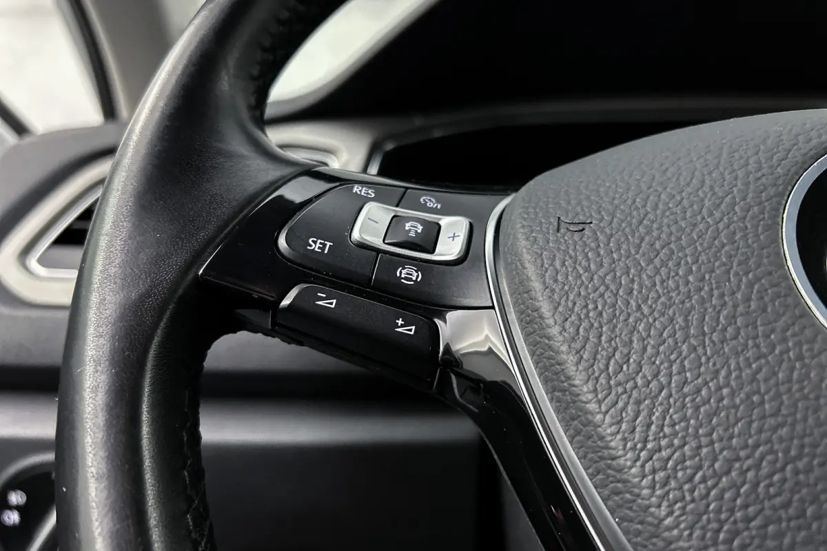1.0 TSI Style | Adaptieve cruise control | Navigatie | Parkeersensoren