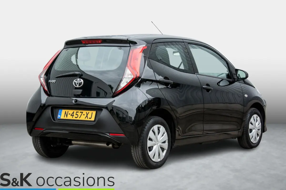 1.0 VVT-i x-fun 10j Garantie NL Auto NAP