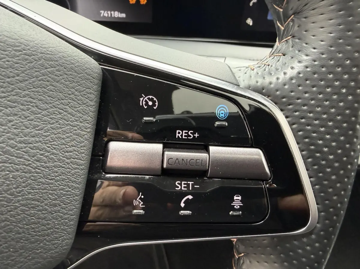66 kWh SOH 97% PANO/STUUR+STOEL VERW. *ALL-IN PRIJS*