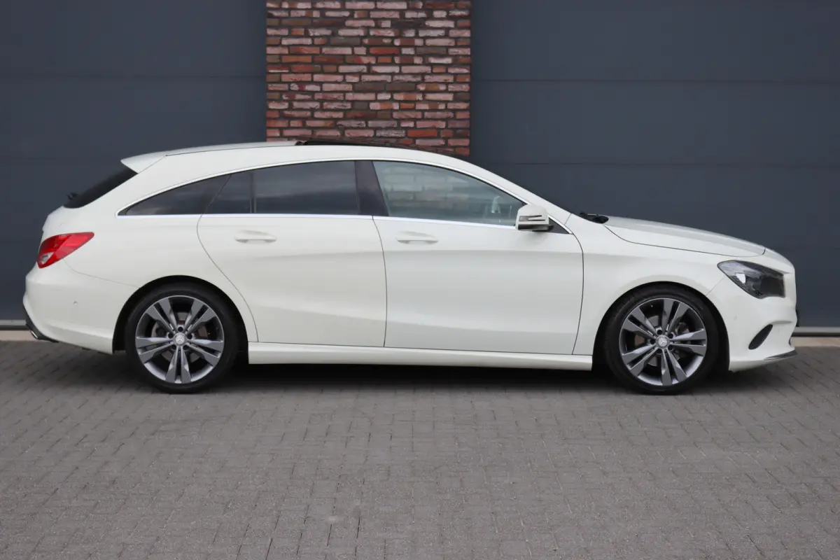 200 Prestige | Panoramadak | Memory | Stoelverwarming | Zitcomfortpakket | Cruise Control | Navigatie |