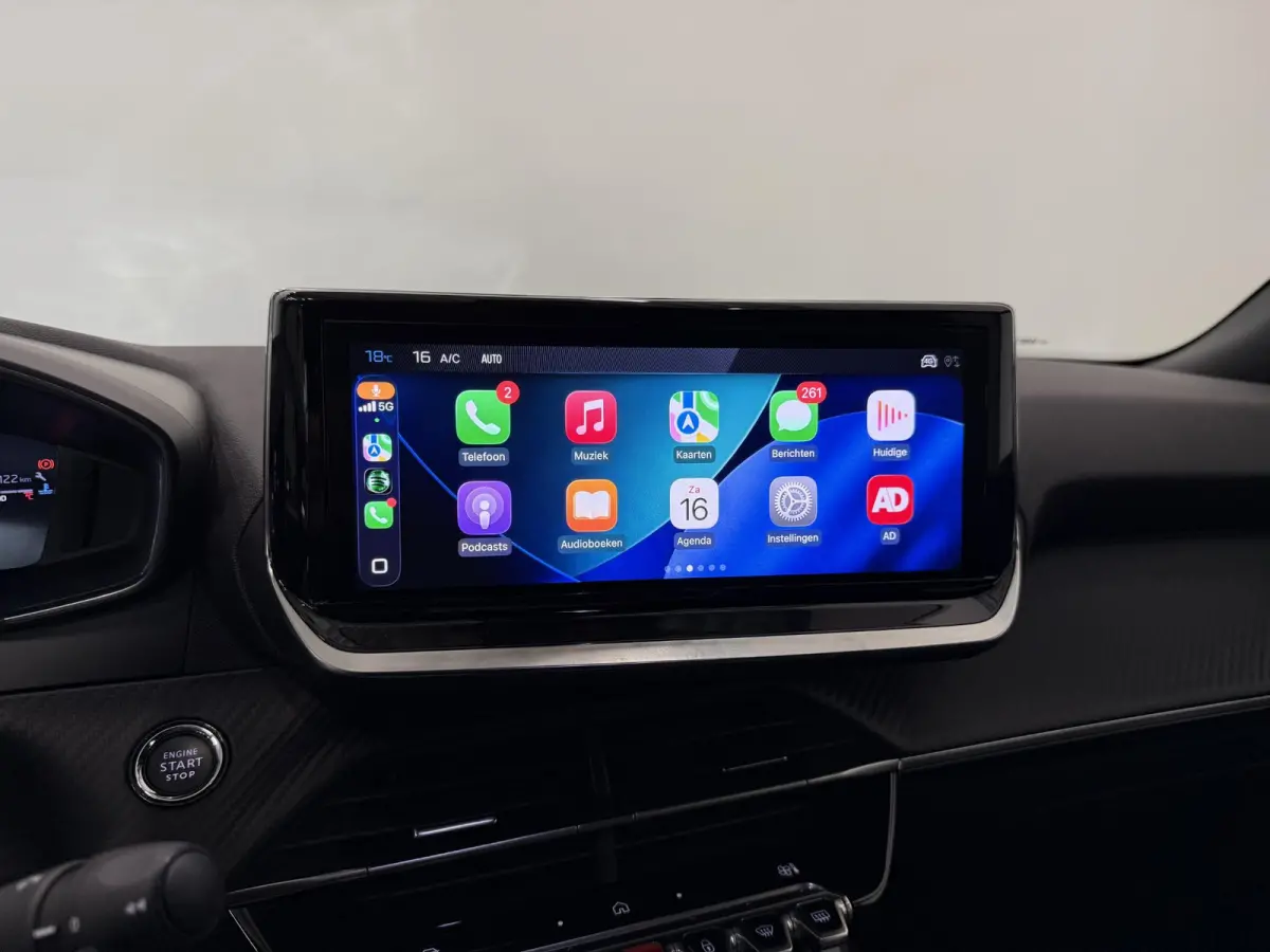 1.2 PureTech 100 Allure Navigatie Apple Carplay/Android Auto Parkeersensoren Cruise Control Full LED Virtual Cockpit Climate Control Lichtmetalen velgen