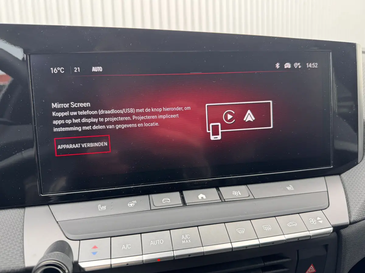1.2 Turbo Business Edition 130PK | Camera | Navigatie | Stoel/stuurverwarming | Cruise Control | | Airco (automatisch) | DAB ontvanger | Dak in carrosseriekleur