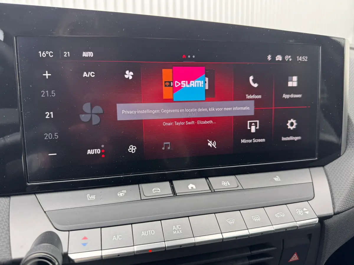 1.2 Turbo Business Edition 130PK | Camera | Navigatie | Stoel/stuurverwarming | Cruise Control | | Airco (automatisch) | DAB ontvanger | Dak in carrosseriekleur
