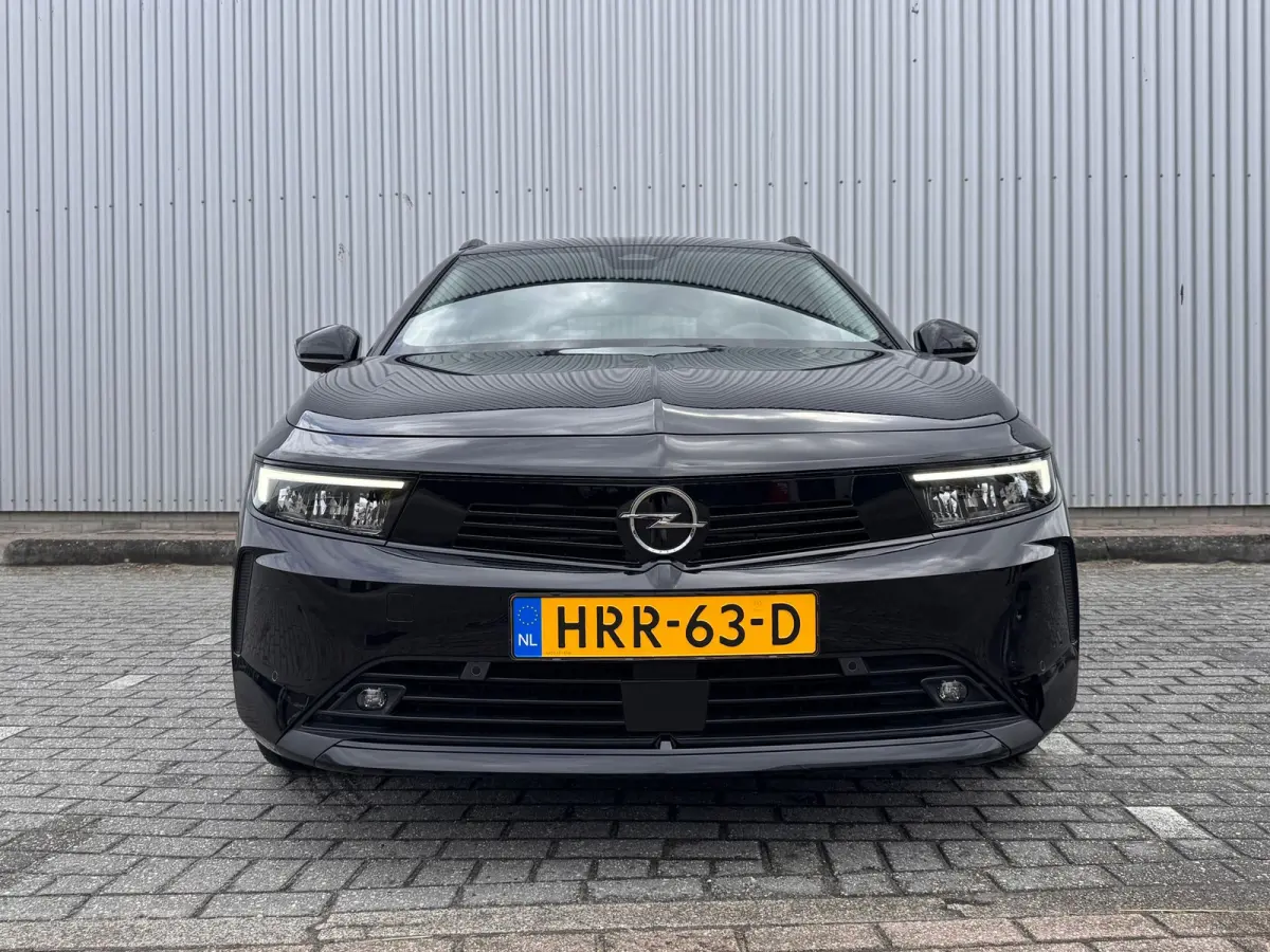 1.2 Turbo Business Edition 130PK | Camera | Navigatie | Stoel/stuurverwarming | Cruise Control | | Airco (automatisch) | DAB ontvanger | Dak in carrosseriekleur