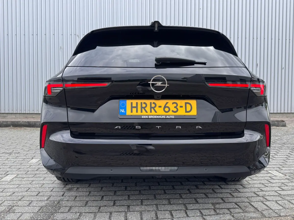 1.2 Turbo Business Edition 130PK | Camera | Navigatie | Stoel/stuurverwarming | Cruise Control | | Airco (automatisch) | DAB ontvanger | Dak in carrosseriekleur