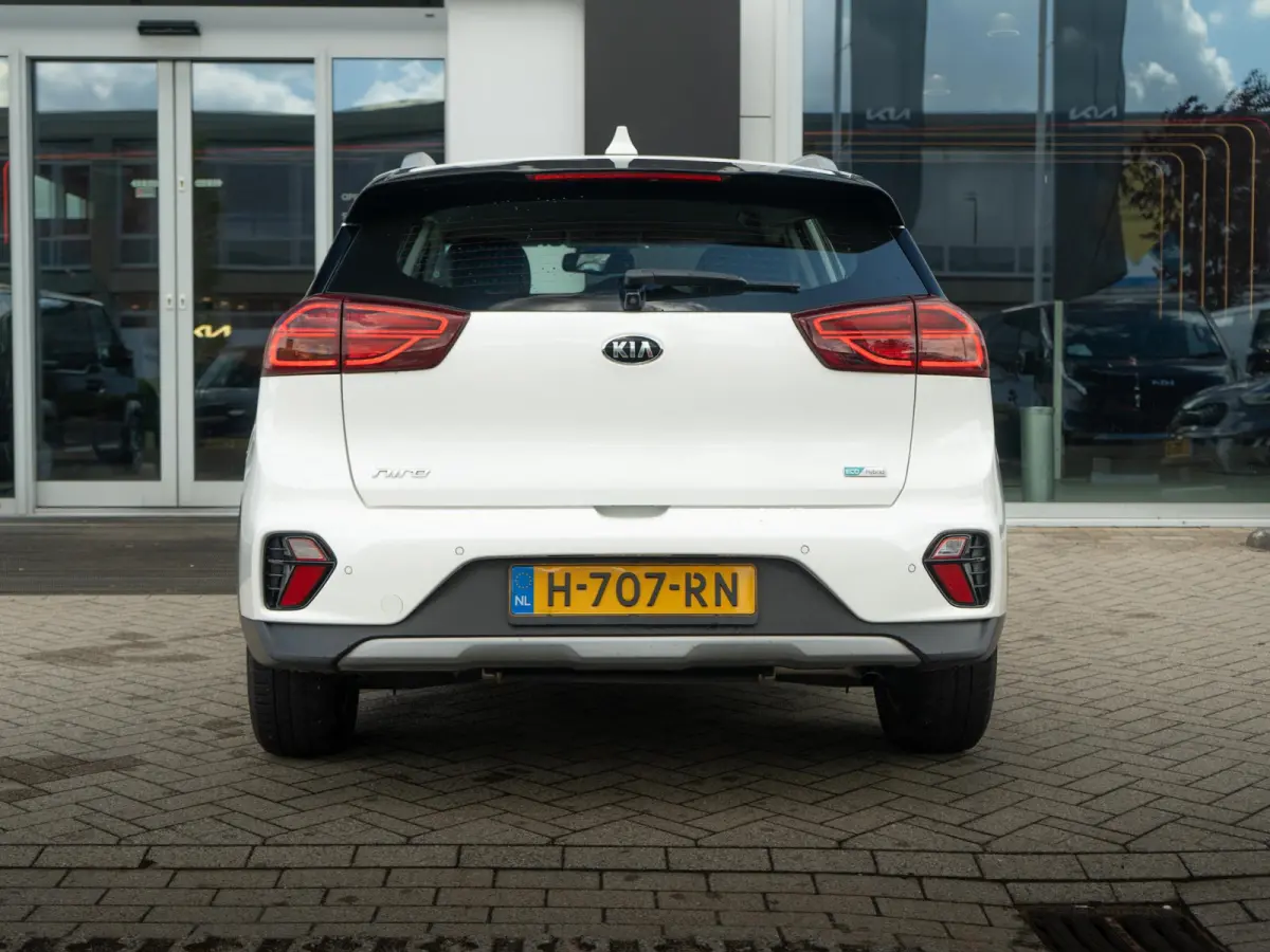 1.6 GDi Hybrid DynamicLine | Dealeronderhouden NL auto | Cruise control adaptief | Navigatie | achteruitrijcamera | Carplay | Parkeersensoren achter
