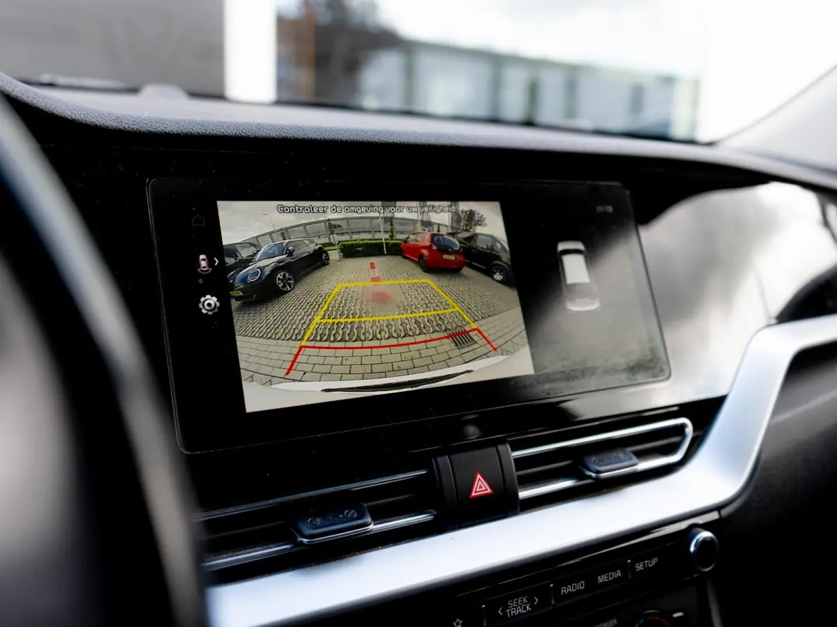 1.6 GDi Hybrid DynamicLine | Dealeronderhouden NL auto | Cruise control adaptief | Navigatie | achteruitrijcamera | Carplay | Parkeersensoren achter