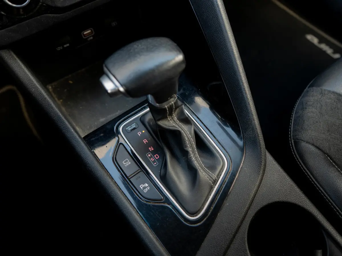1.6 GDi Hybrid DynamicLine | Dealeronderhouden NL auto | Cruise control adaptief | Navigatie | achteruitrijcamera | Carplay | Parkeersensoren achter