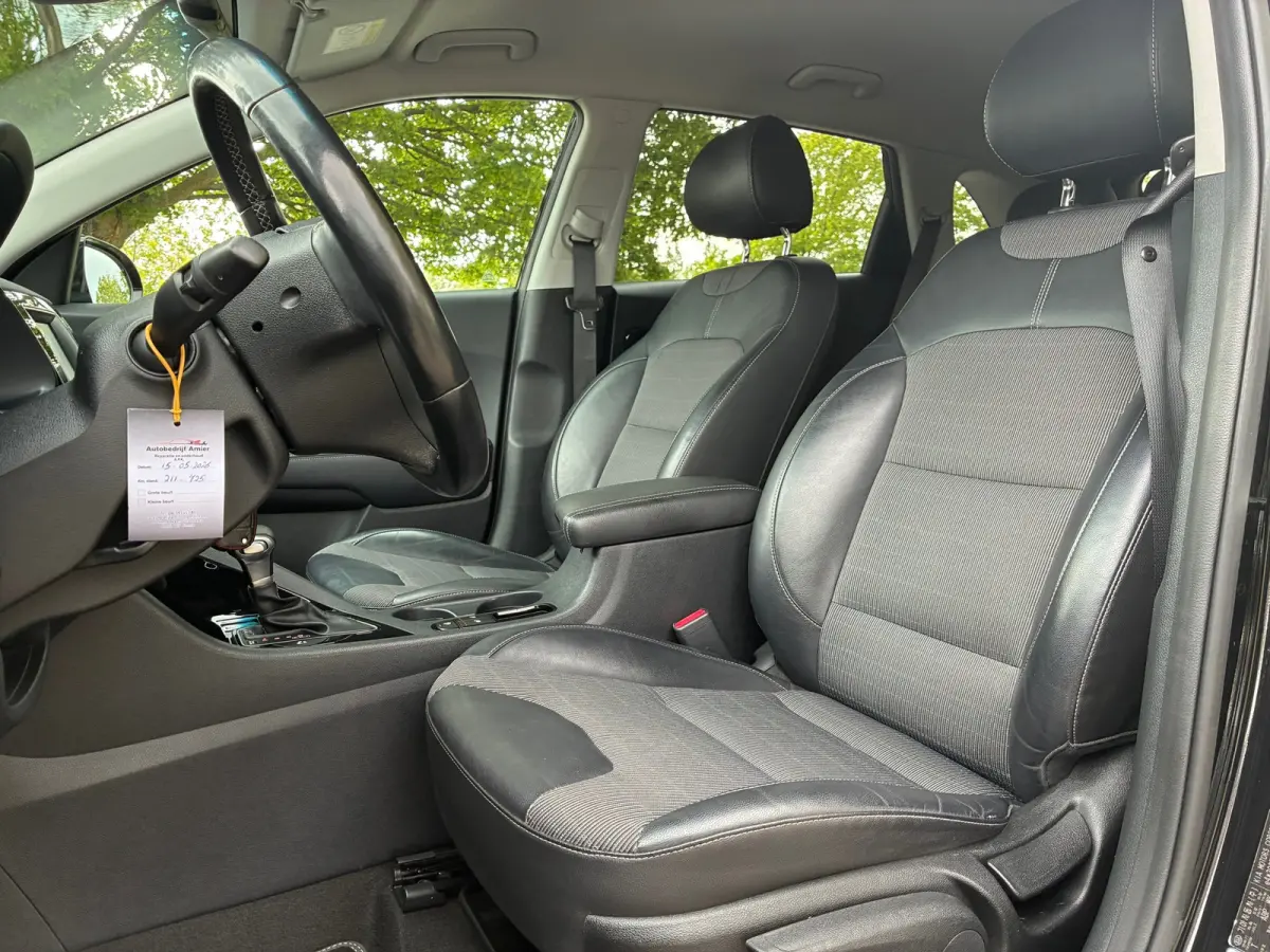 1.6 GDi Hybrid BusinessLine | Camera + Carplay + Stuur/Stoel vrw. Nu €10.975,-!!