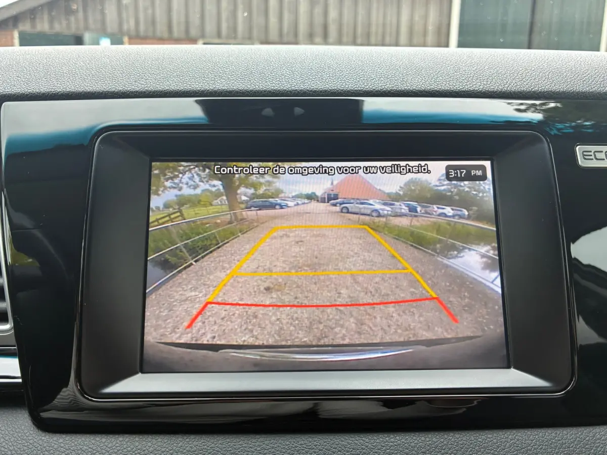 1.6 GDi Hybrid BusinessLine | Camera + Carplay + Stuur/Stoel vrw. Nu €10.975,-!!