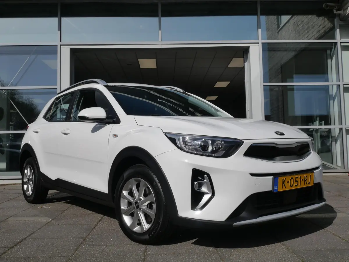 1.0 T-GDi MHEV DynamicLine | Camera | Carplay | LM |