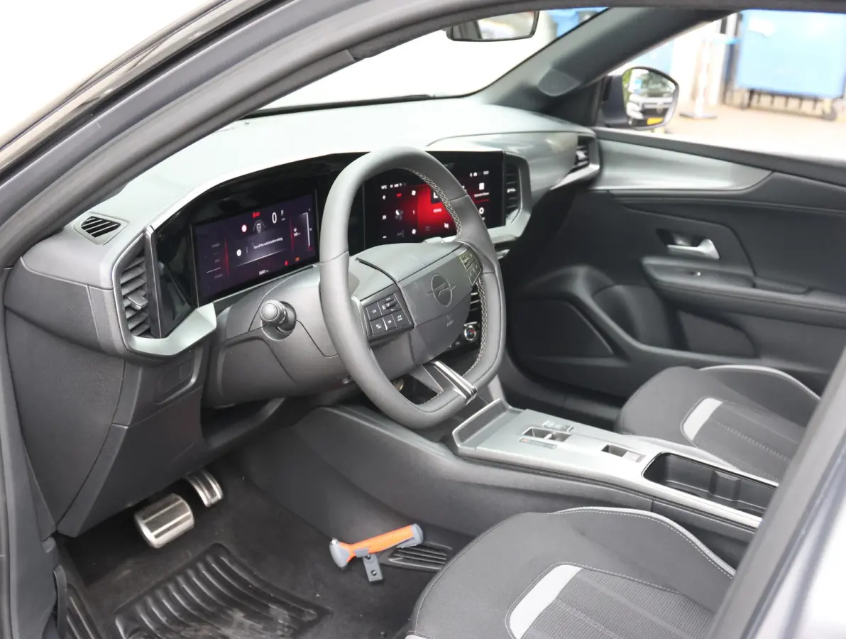 145pk Hybrid GS | Navigatie | Camera | Stuurverwarming | Dodehoekbewaking
