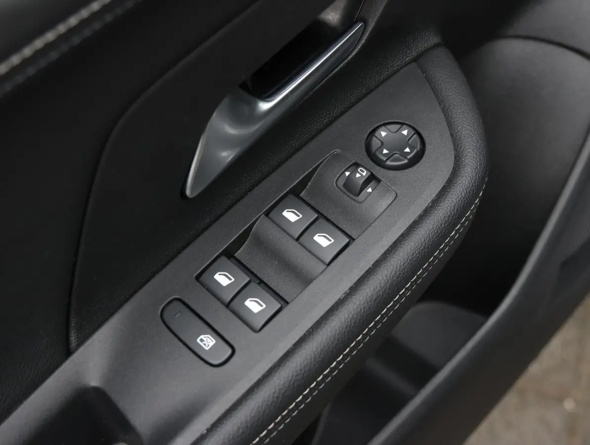 145pk Hybrid GS | Navigatie | Camera | Stuurverwarming | Dodehoekbewaking
