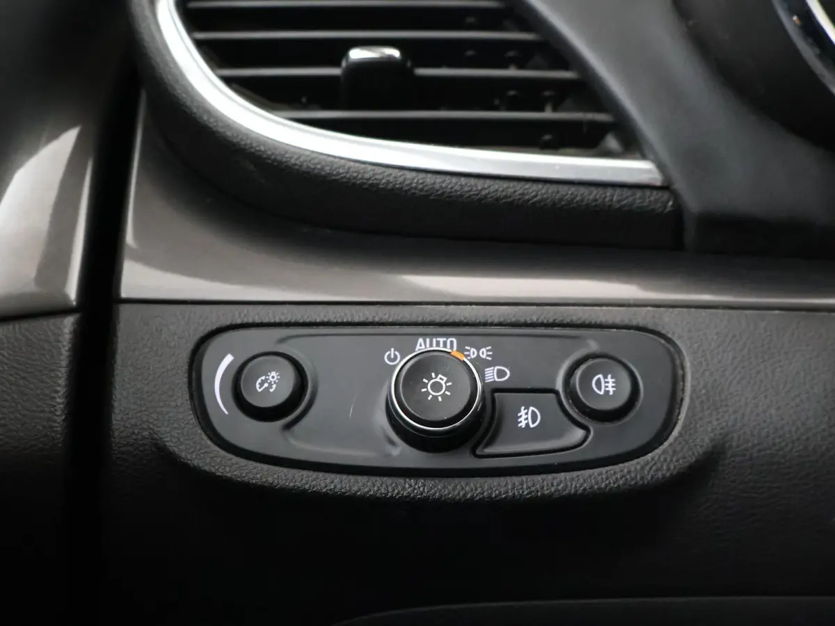 1.4 TURBO 140 PK 4X4 4WD INNOVATION + TREKHAAK | APPLE CARPLAY | CAMERA | 18 INCH