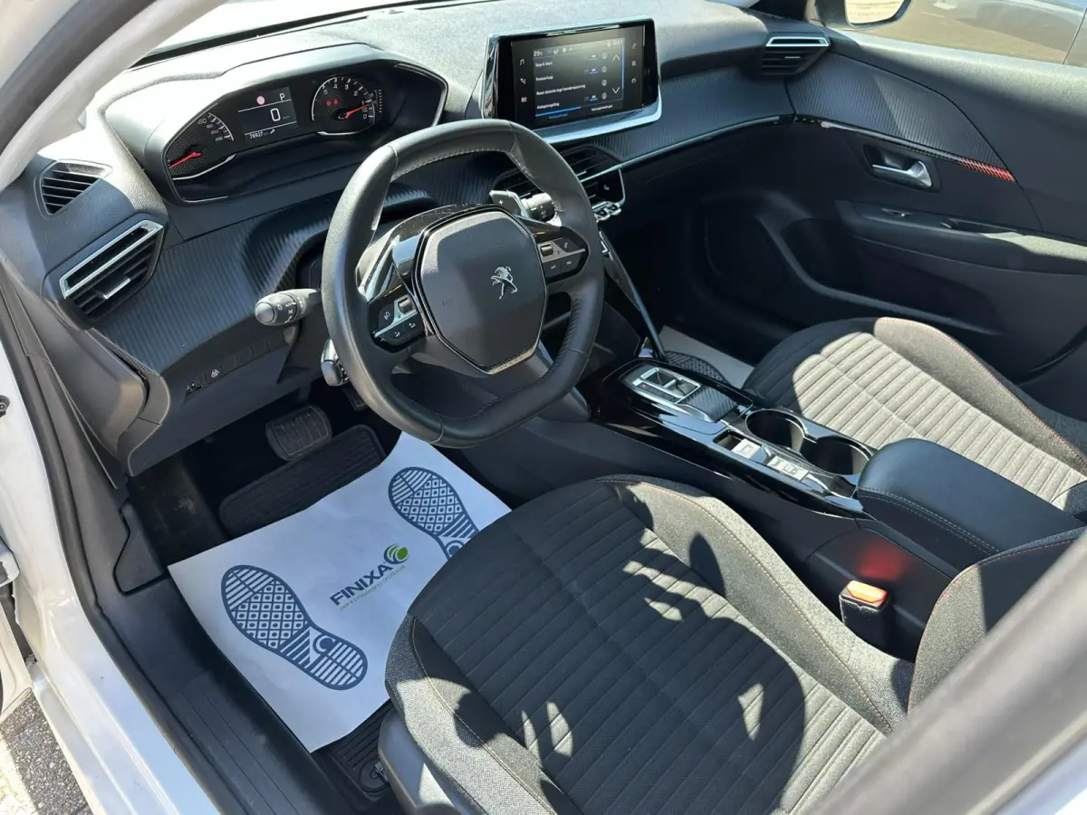 1.2 PureTech Active Pack