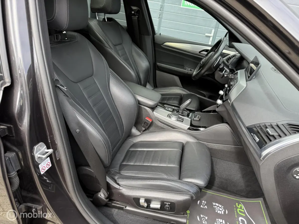 M40i High Executive|PANO|Memory|HUD|Keyless|CAM