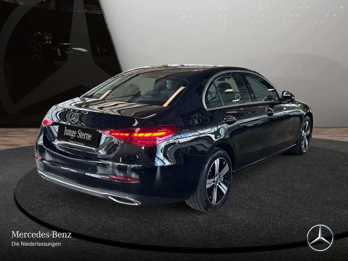 300e AVANTGARDE ** HIGH LED, NAVI+, MEMORY, CAMERA, WINTER ** 1e EIG - Ex MB-AG - UNFALLFREI ** ** INFORMEER OOK NAAR ONZE AANTREKKELIJKE FINANCIAL-LEASE TARIEVEN **