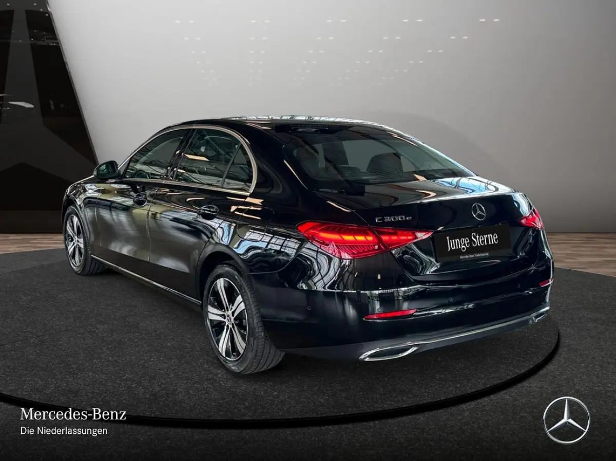 300e AVANTGARDE ** HIGH LED, NAVI+, MEMORY, CAMERA, WINTER ** 1e EIG - Ex MB-AG - UNFALLFREI ** ** INFORMEER OOK NAAR ONZE AANTREKKELIJKE FINANCIAL-LEASE TARIEVEN **