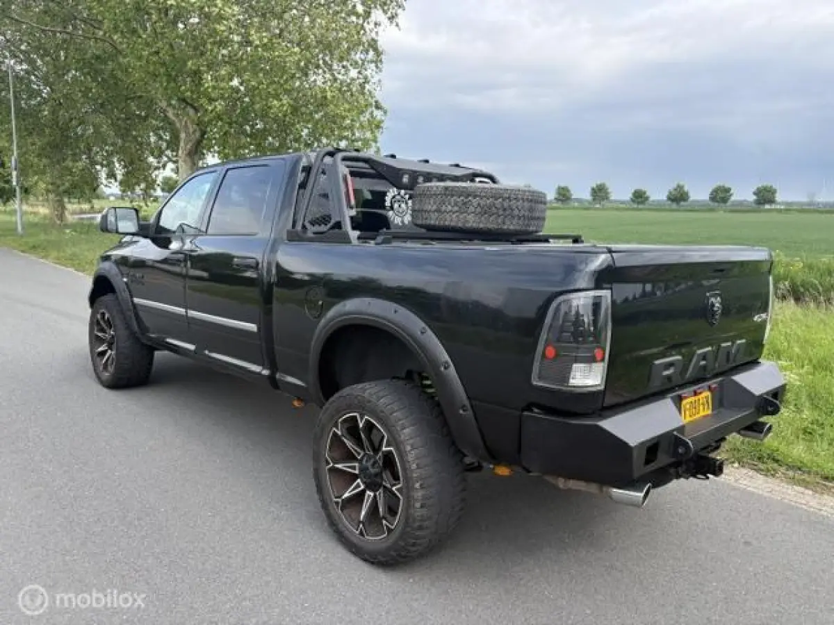 1500 4X4 5.7 V8 4x4 Quad Cab 6'4 super dik !!!