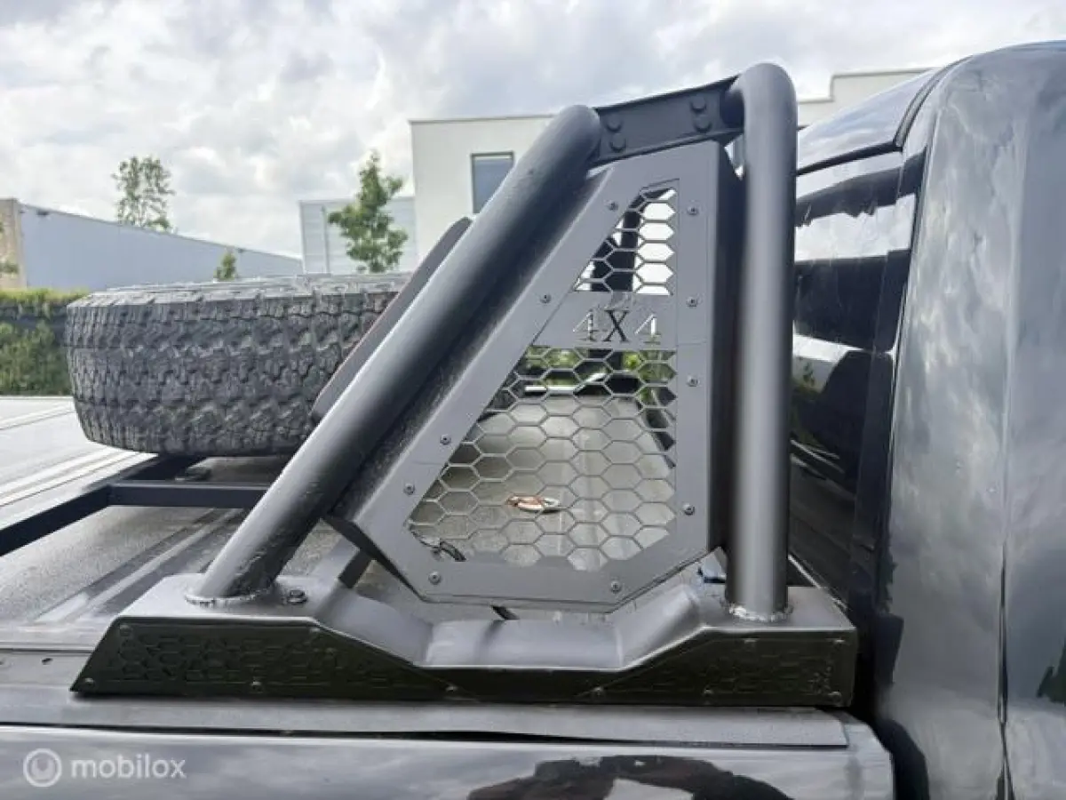 1500 4X4 5.7 V8 4x4 Quad Cab 6'4 super dik !!!
