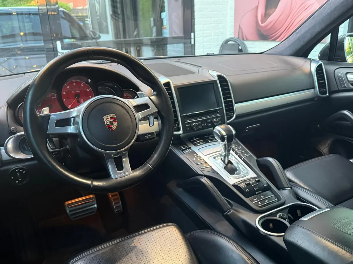 4.8 Turbo | DEALER ONDERHOUDEN! | FULL OPTION! | NETTE AUTO!