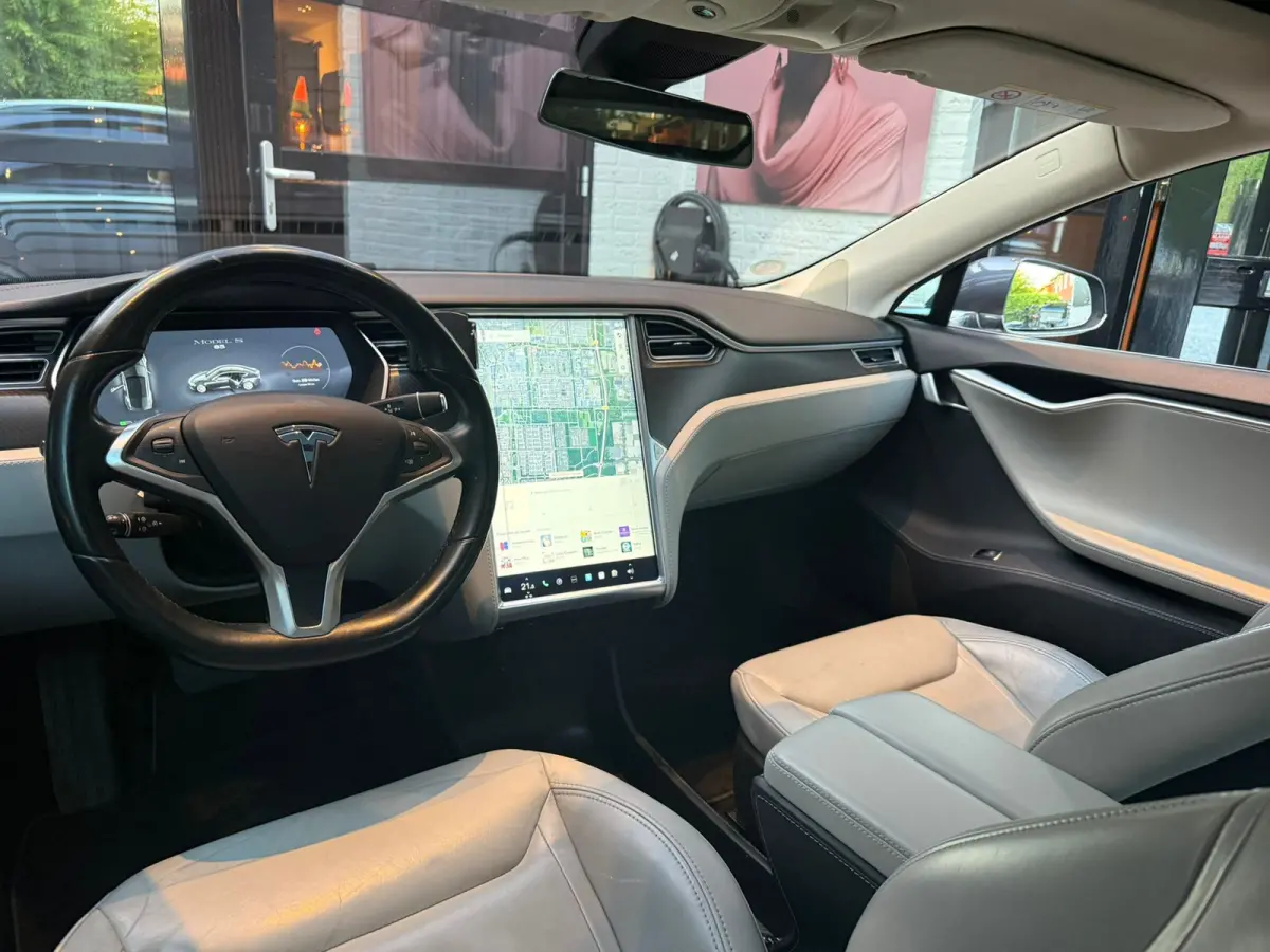 Tesla Model S 2015 - Zakelijk en privé je auto leasen | Financial lease ...